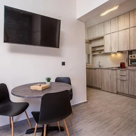 Oleana Di Castello Daire Rhodes City